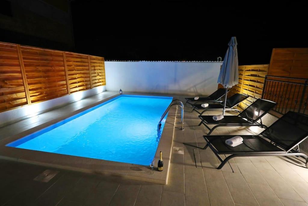 Luxury Apartment Petra With Private Pool 자다르 외부 사진