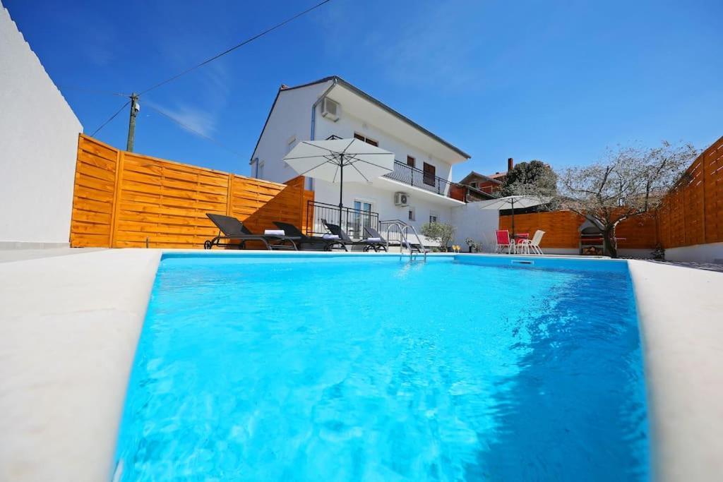 Luxury Apartment Petra With Private Pool 자다르 외부 사진