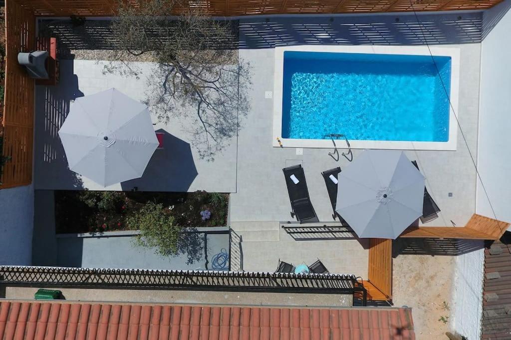 Luxury Apartment Petra With Private Pool 자다르 외부 사진